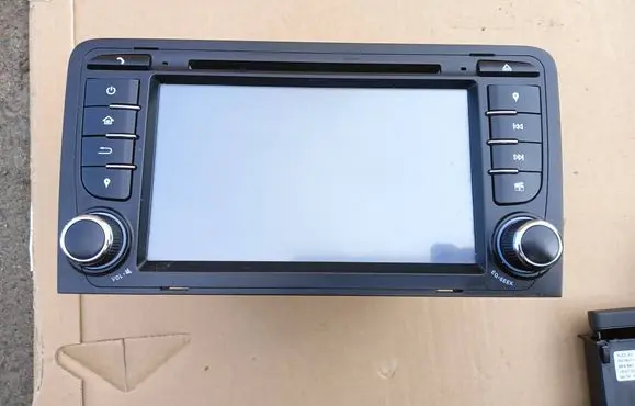 Audi A3 S3 8P Radio/GPS head unit trim 