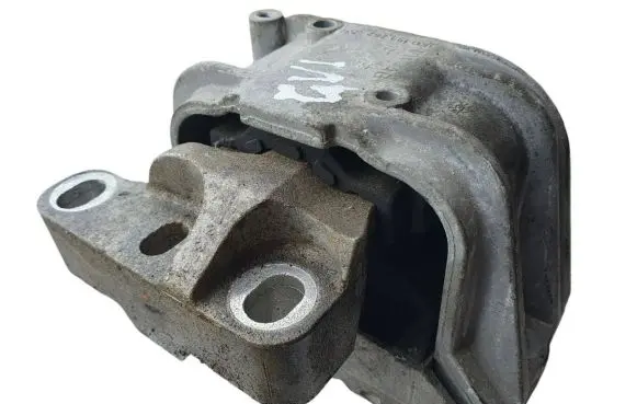 Volkswagen Golf VI Engine mount bracket 1K0199262CG