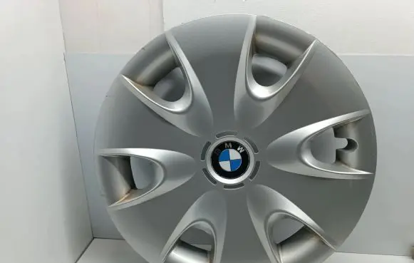 BMW 1 E81 E87 R16 wheel hub/cap/trim 6762654 36136762654
