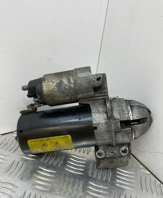 BMW 5 E60 E61 Starter motor 1005831793