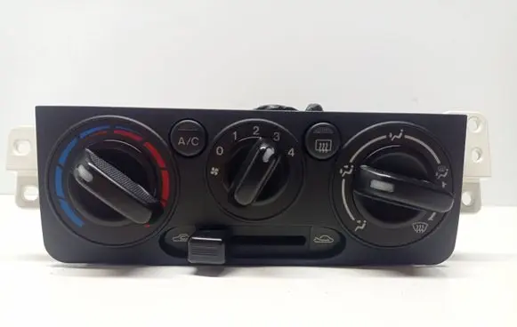 Mazda Demio Climate control unit DC7261190A