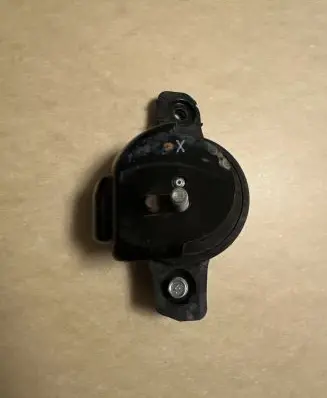 Subaru Outback (BT) Engine mount bracket 41022FL00A