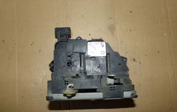 Fiat Grande Punto Front door lock