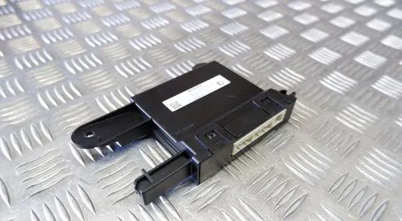 Toyota Yaris XP210 Air conditioner control unit module 88650K0120