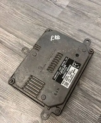 Lexus RX 450H Xenon control unit/module 8596748020 3380070613 66MAM045178