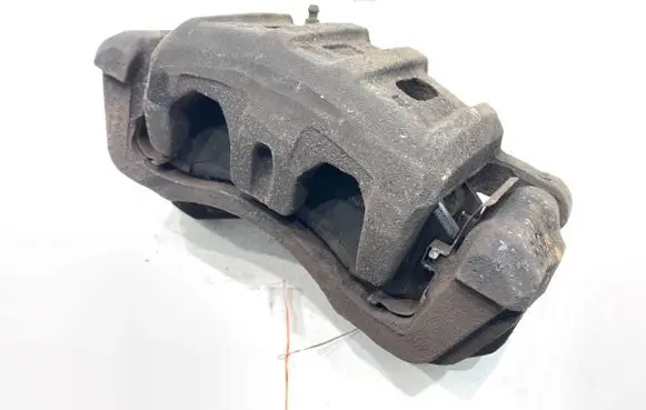 Mitsubishi Outlander Front brake caliper 