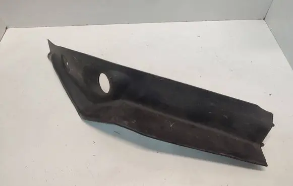 BMW X3 G01 Rear/tail light trim molding 7424599 22677510