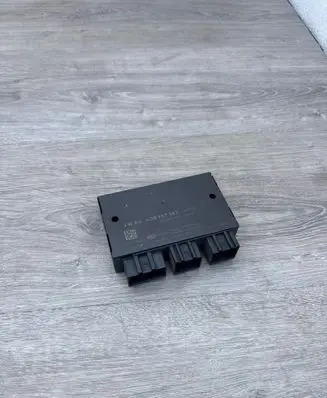 Audi A6 S6 C7 4G Tow bar trailer control unit/module 4G8907383