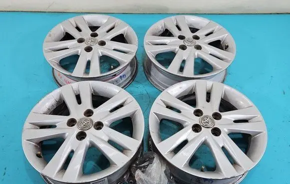 R16 alloy rim