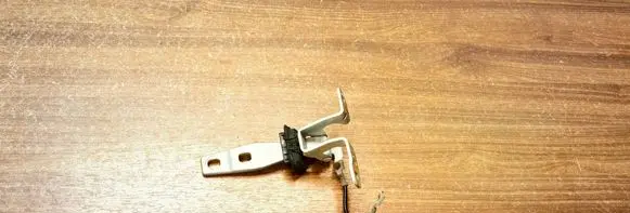 BMW X3 F25 Tailgate/trunk/boot hinge 7286073