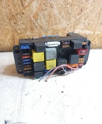 Mercedes-Benz C W203 Fuse box set 0025459301 5DK00797320 0000131315220020
