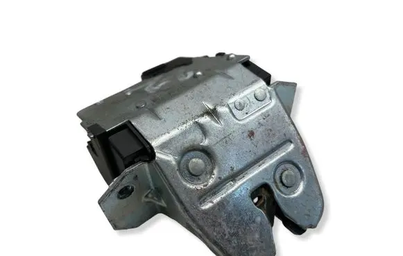 Mercedes-Benz C W203 Tailgate/trunk/boot lock/catch/latch A2037400235