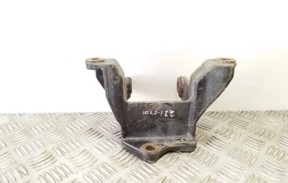 Honda CR-V Gearbox mounting bracket
