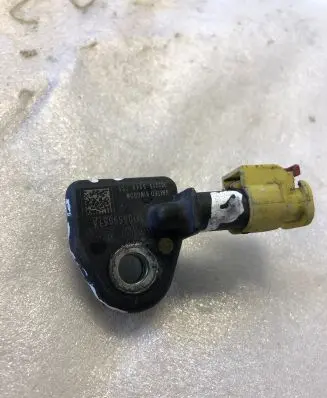 Volkswagen PASSAT B8 Airbag deployment crash/impact sensor 3q0959651a