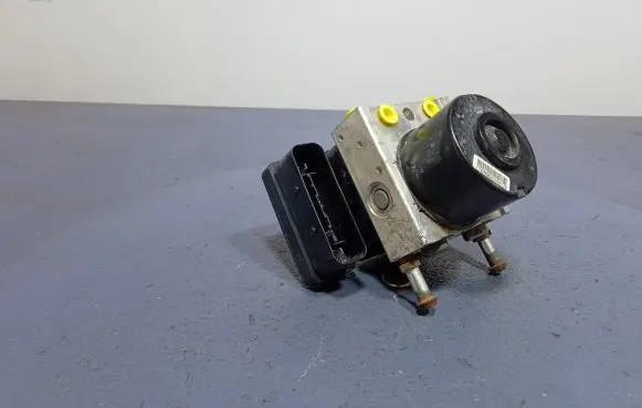 Chevrolet Aveo ABS Pump 96809543