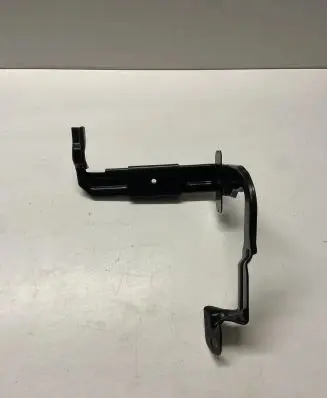 Hyundai Genesis Battery bracket 