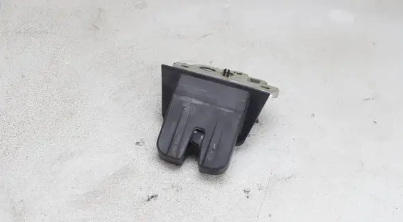 Tailgate/trunk/boot lock/catch/latch