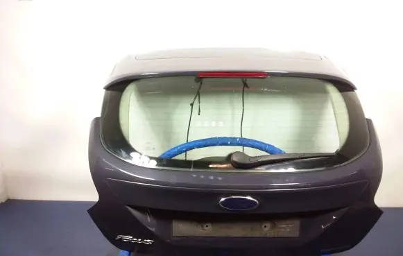 Ford Focus Tailgate/trunk/boot lid 