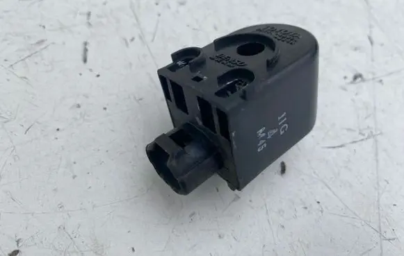 Lexus IS 220D-250-350 Sensor 8974748020