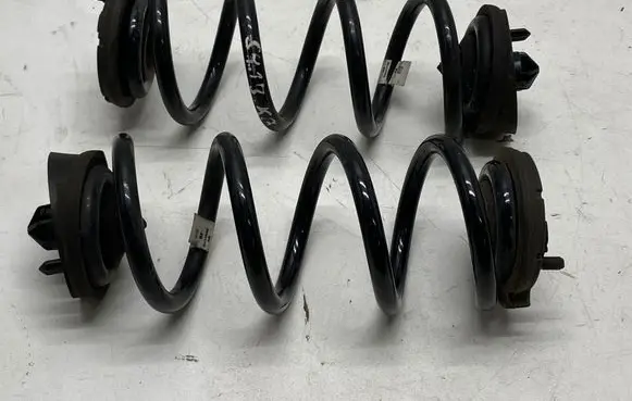 Audi A4 S4 B9 8W Rear coil spring 8W0511115