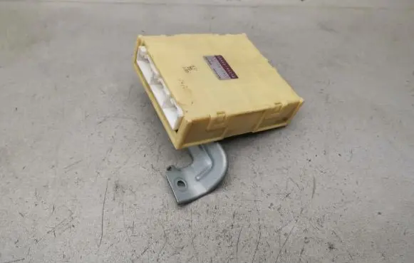 Toyota Avensis Verso Other control units/modules 8865044210 0771005520