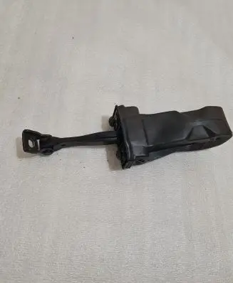 Porsche Cayenne (9Y0 9Y3) Front door check strap stopper 760837249