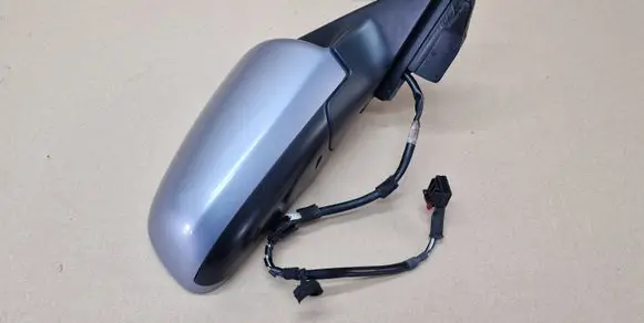 Audi A3 S3 8P Front door electric wing mirror