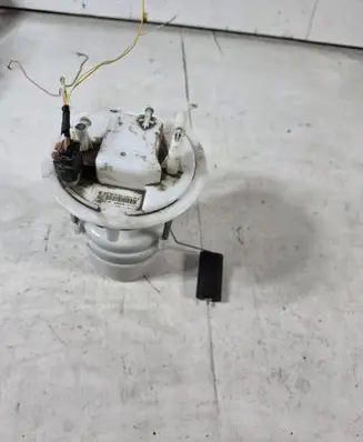Peugeot 208 II In-tank fuel pump 9823470180 100122813