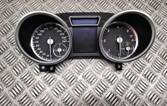 Mercedes-Benz ML W166 Speedometer (instrument cluster) A1669007710