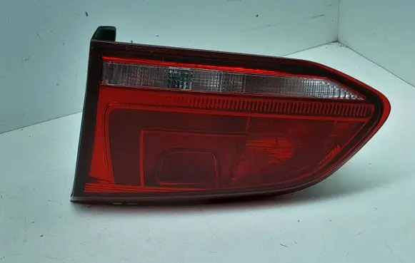 Volkswagen Golf VII Tailgate rear/tail lights 5G9945094D L90056141