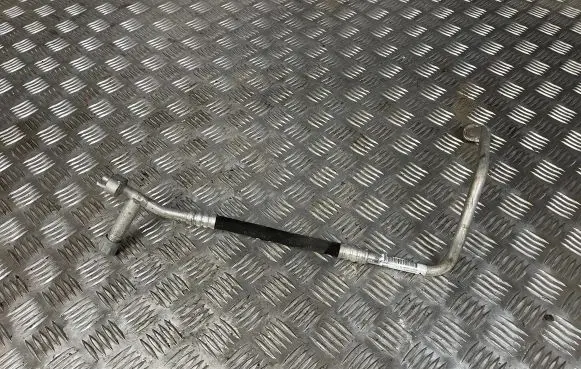 BMW i3 Air conditioning (A/C) pipe/hose 9291159