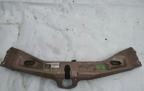 Mercedes-Benz S W140 Radiator support slam panel