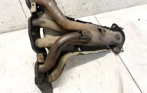 Mazda 6 Exhaust manifold