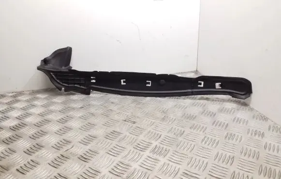 Skoda Superb B8 (3V) Fender foam support/seal 3V0821111B