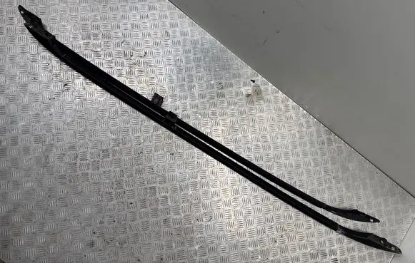 Volkswagen PASSAT B5.5 Roof bar rail 3B9860026B 3B9860025B