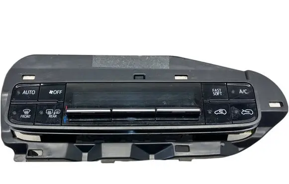 Toyota Auris E180 Climate control unit OYT25434 55900-02C60
