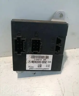 Mercedes-Benz E W211 Comfort/convenience module 2115452132