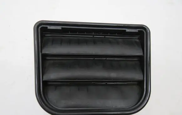 Volvo S60 Quarter panel pressure vent 31291230