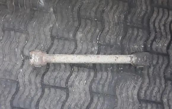 Dodge Nitro Rear upper control arm/wishbone NOCODE