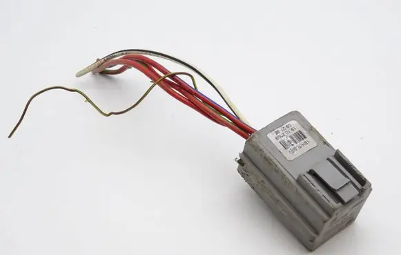 Opel Astra H Other relay 13299020