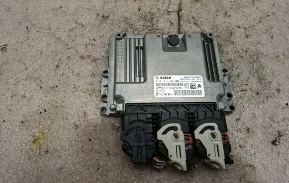 Peugeot 207 Engine control unit/module 9674244680