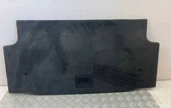 Trunk/boot floor carpet liner