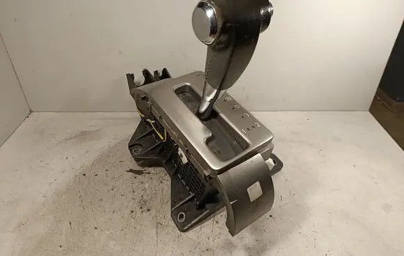 Nissan Navara D40 Gear selector 