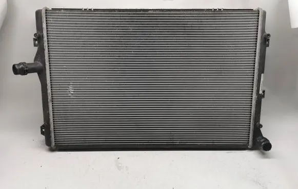Audi A3 S3 8P Coolant radiator 1K0121251DD