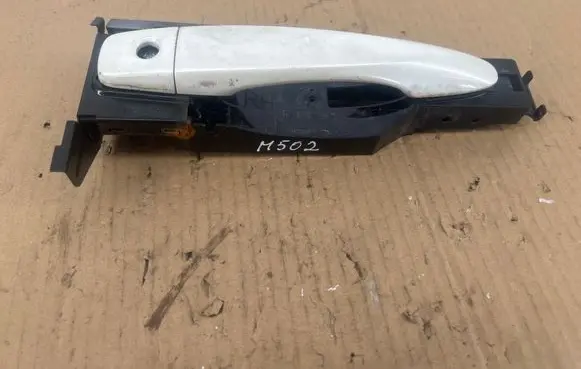 Nissan Qashqai Front door exterior handle GE0028421
