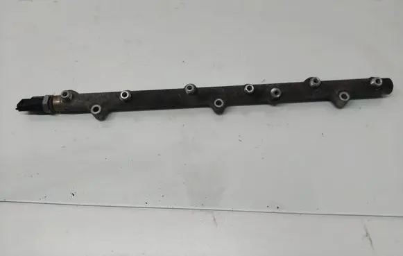 Fuel main line pipe
