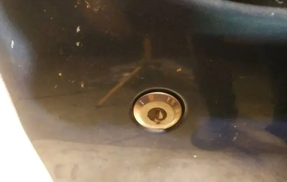 Renault Scenic I Front door lock (next to the handle) 