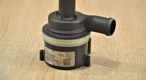 Chevrolet Aveo Electric auxiliary coolant/water pump 95954593