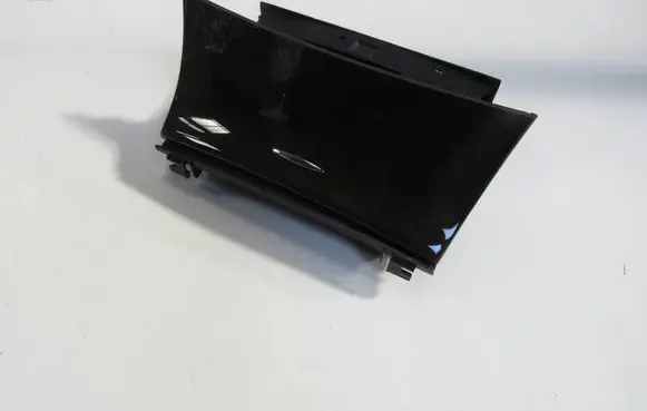 Mercedes-Benz E W211 Car ashtray a2116802852-merc5 a2116802852