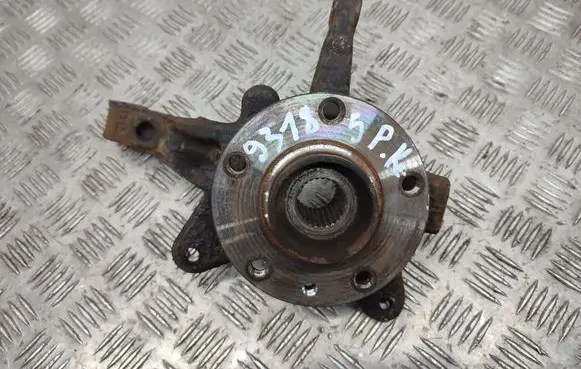 Renault Kangoo II Front wheel hub